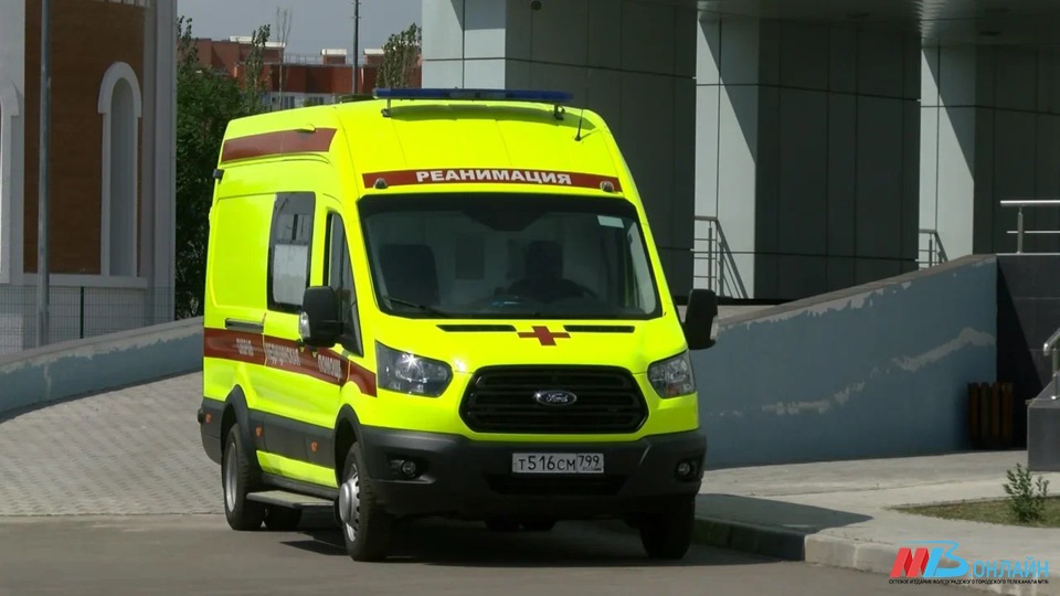 2-летняя, 16-летняя и 31-летняя пассажирки иномарки пострадали в ДТП в Волгограде